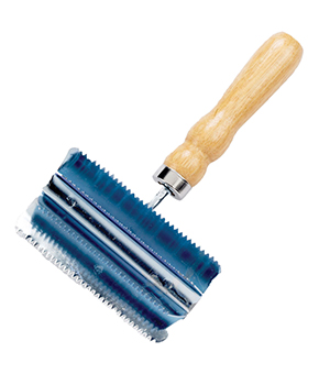 Lincoln Small Metal Curry Comb