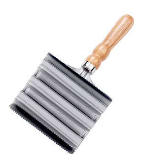 Large Metal Curry Comb