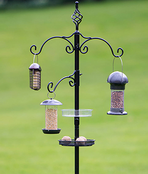 Tom Chambers Classic Bird Feeding Station