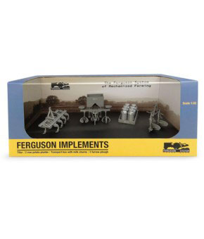 Universal Hobbies Set of 4 Ferguson Accessories 1.32 Scale Model